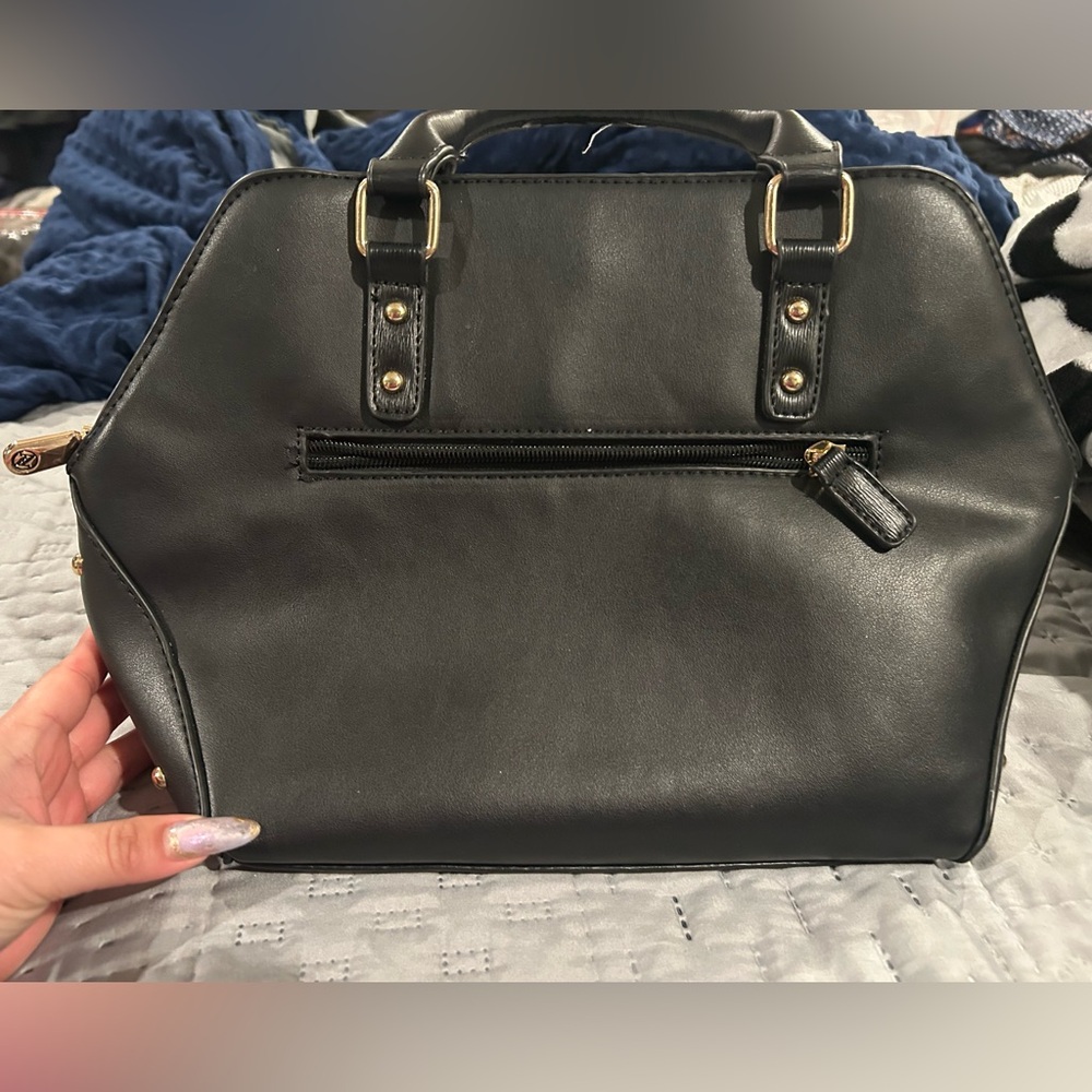 Purse - Picture 3 of 9